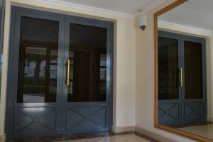Portes de hall et portes techniques